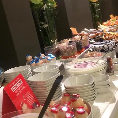 Western Parco Paglia Hotell 4*